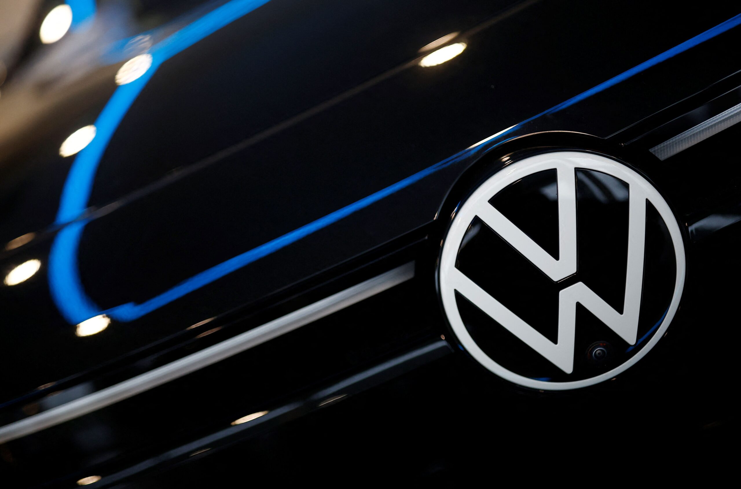 Paralisações atingem 9 fábricas da Volkswagen na Alemanha