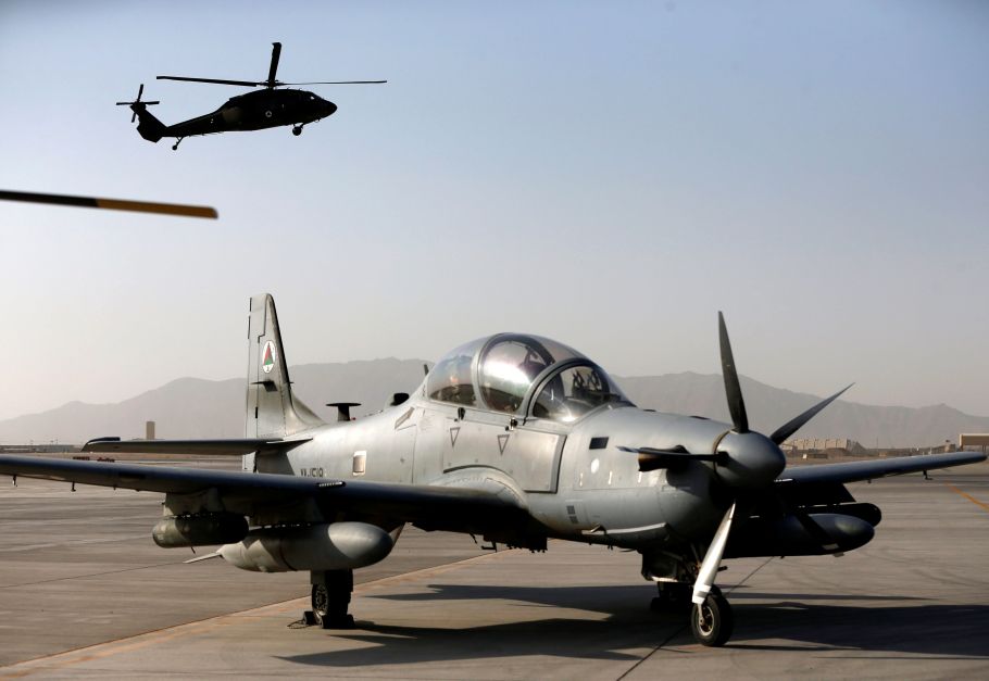 Portugal anuncia compra de 12 aviões de combate da Embraer