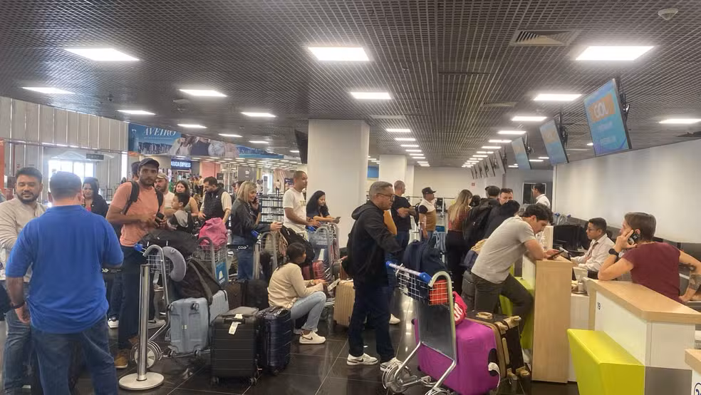 Na véspera de feriado, voo de MT para SP  é cancelado e causa revolta: ‘Natal perdido’, diz cliente