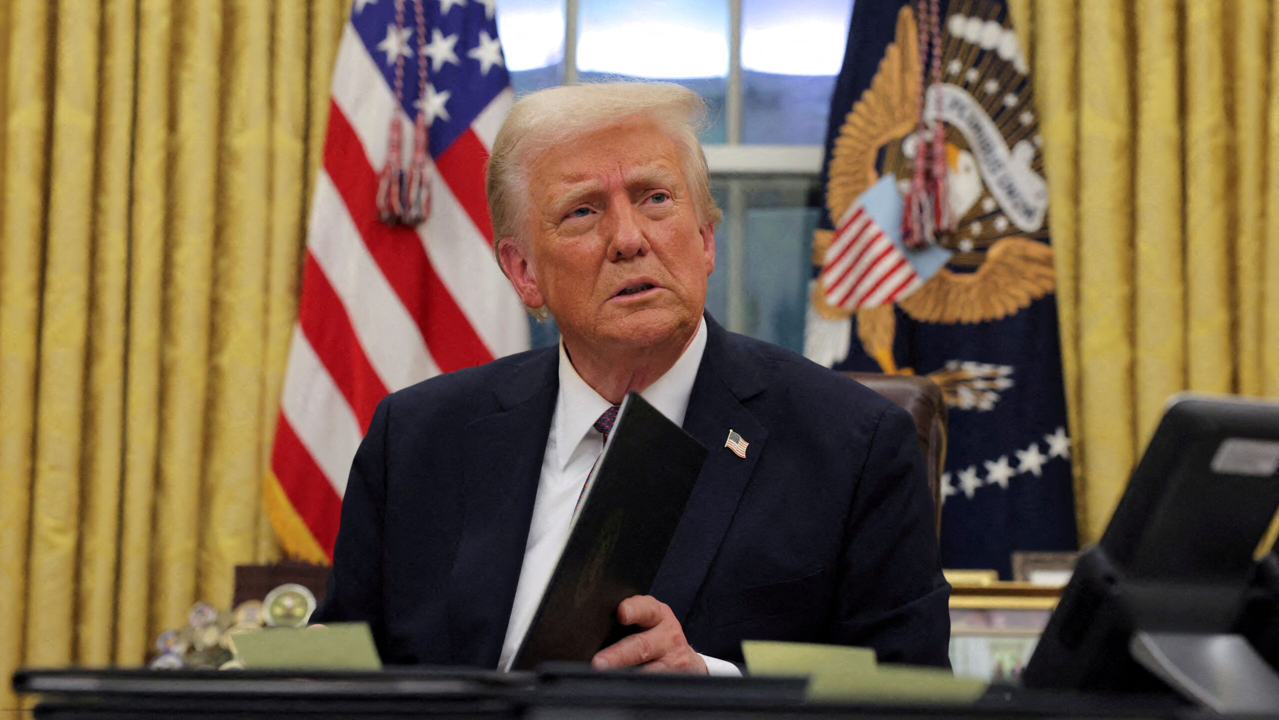 Trump assina ordem executiva para tornar EUA capital das criptomoedas