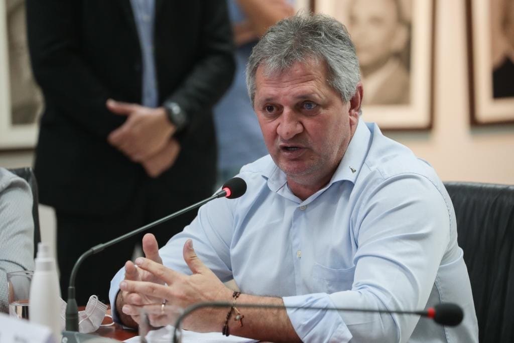 Deputado diz que fusão de siglas está avançada e defende nome de consenso para governador