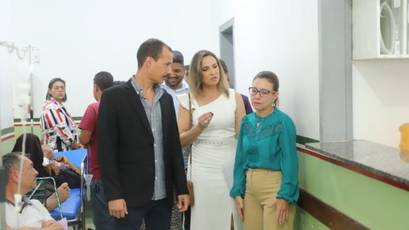 Flávia Moretti encontra pacientes em corredores do PS, falta de insumos e constata sumiço de equipamentos