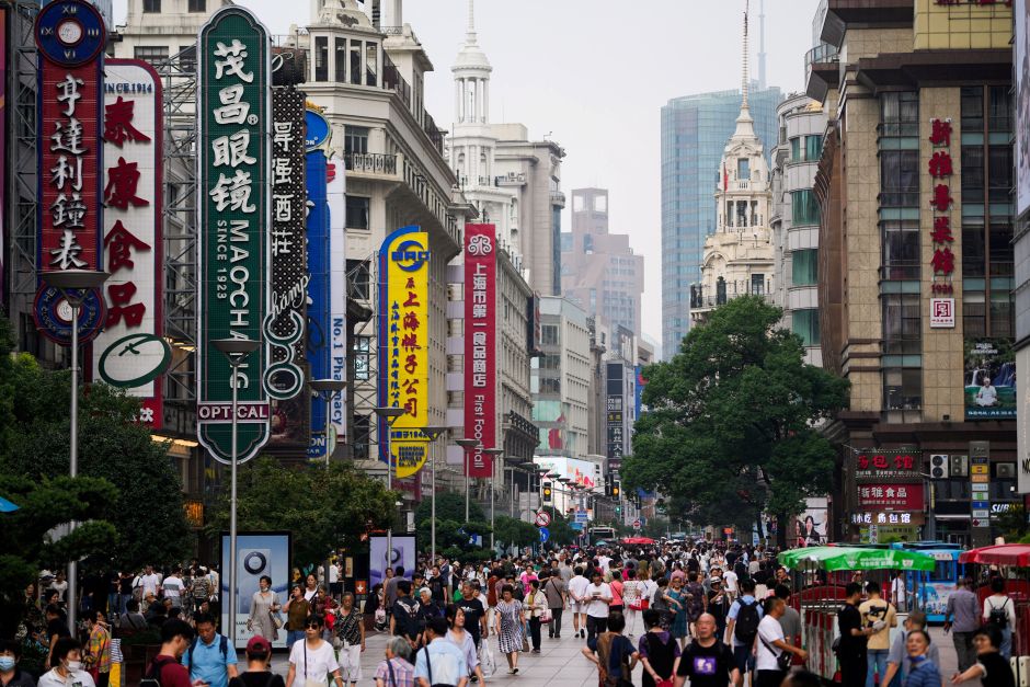 Preços ao consumidor da China têm leve alta em 2024 devido à fraqueza da demanda