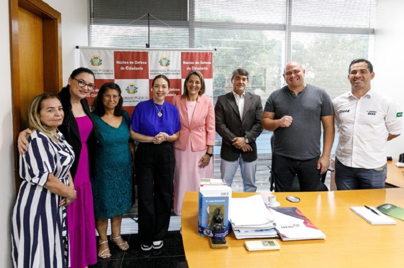 Promotor se reúne com prefeito para tratar do início do ano letivo – Jornal Advogado – Em Mato Grosso