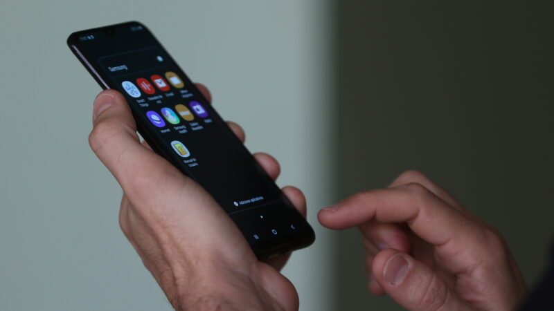 Setor de telecom investe R$ 24,5 bi até setembro e espera fechar 2024 com R$ 35 bi