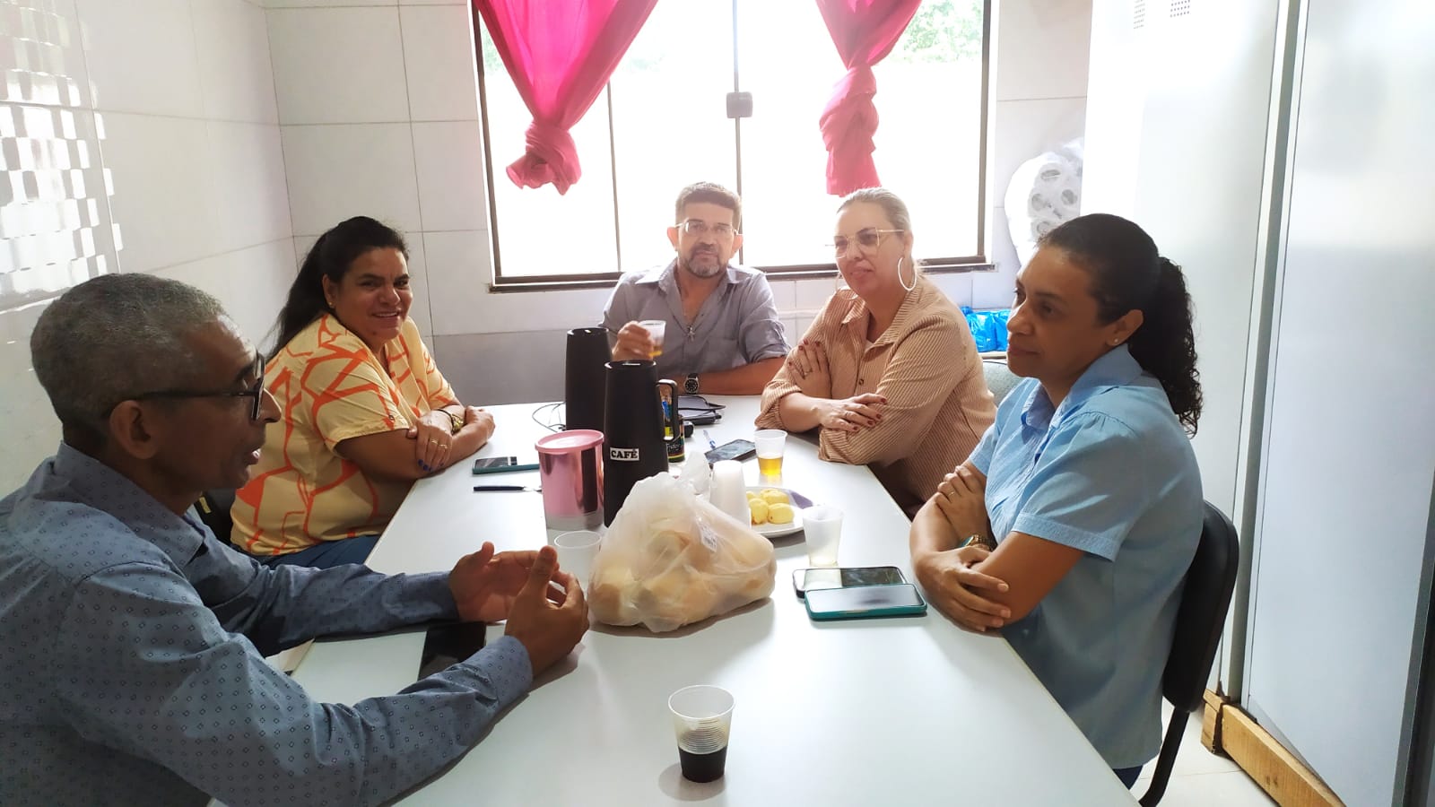 CHEFE DO EXECUTIVO MUNICIPAL, E CONSELHEIRAS TUELARES DE NOVA UBIRATÃ RECEBE DIRETORIA DA ACT/MT