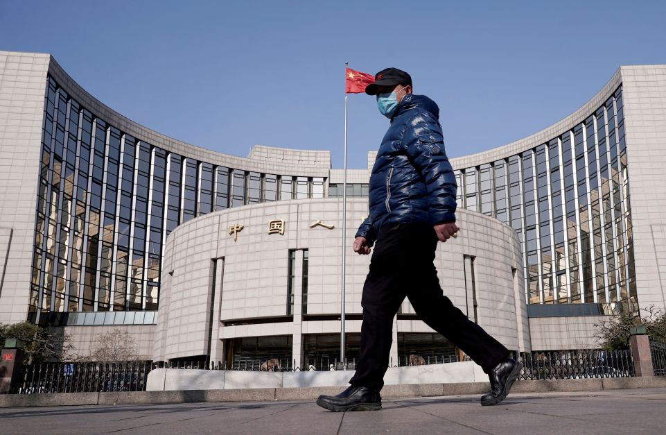 BC da China promete ajustar política monetária para apoiar crescimento
