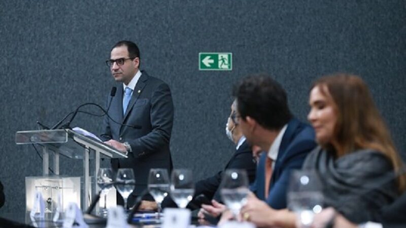 Beto Simonetti Reeleito por unanimidade para mais um triênio à frente do Conselho Federal da OAB – Jornal Advogado – Em Mato Grosso