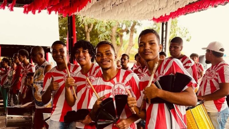 Blocos e escolas de samba realizam ensaios técnicos para desfile de Carnaval em Cuiabá