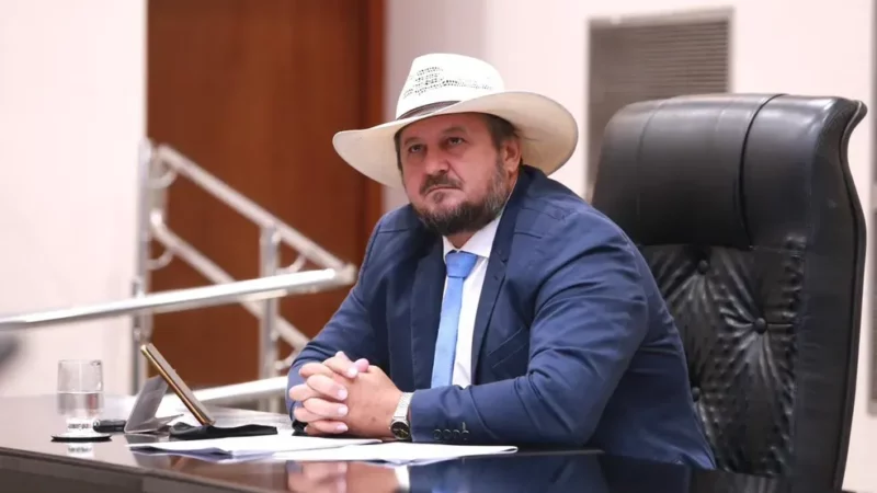 Cattani detona prisão e exoneração de bispo secretário de direita em Várzea Grande
