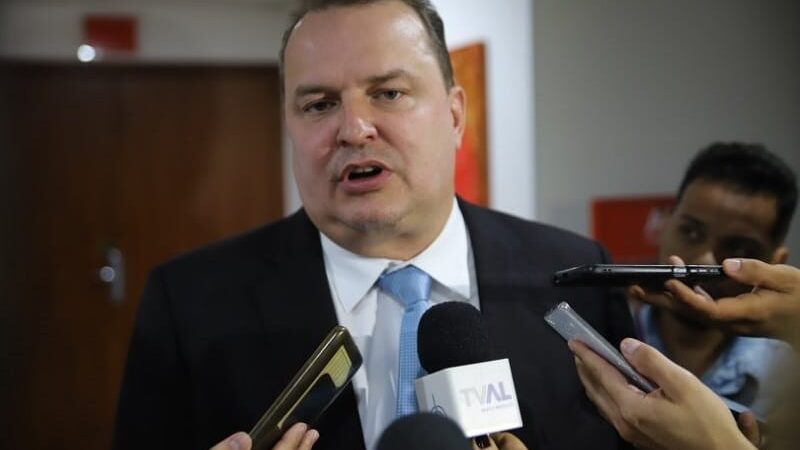Max vê Pivetta como sucessor natural de Mauro, mas diz que é cedo para discutir eleição