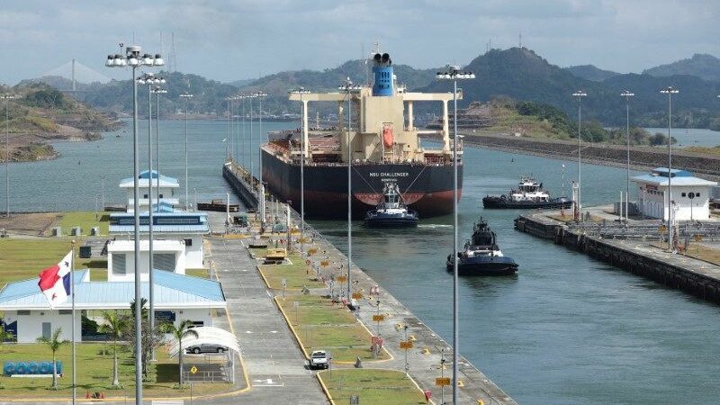 China suspende venda dos portos do Canal do Panamá