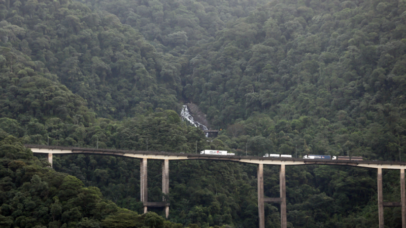 Ecorodovias assina acordo com ANTT e TCU para relicitação da BR-101