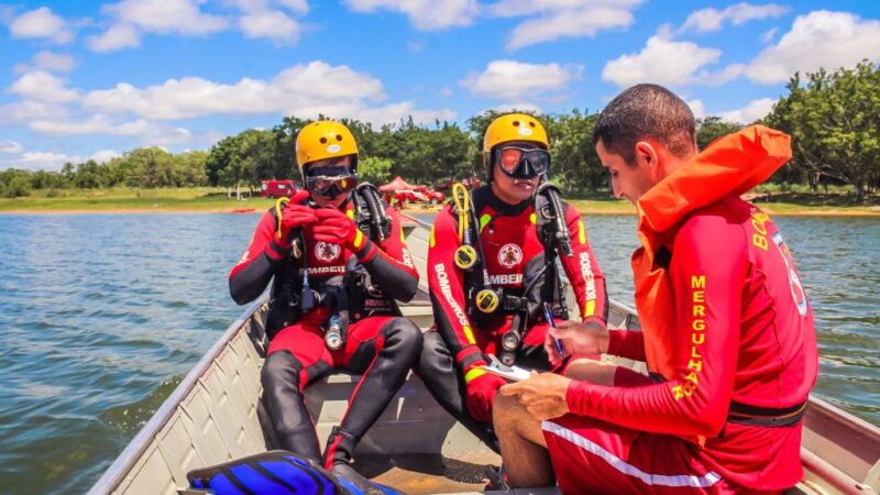 Bombeiros de MT e Goiás localizam corpo de homem que se afogou no rio Araguaia