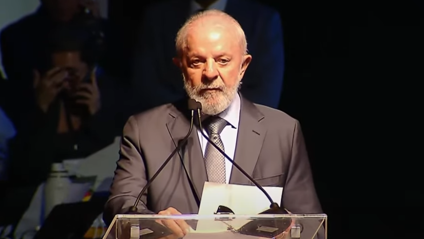 Lula diz no Japão que o Brasil é um porto seguro para investimentos