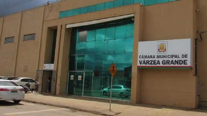 Polícia Federal cumpre mandados contra vereadores na Câmara de Várzea Grande por compra de votos