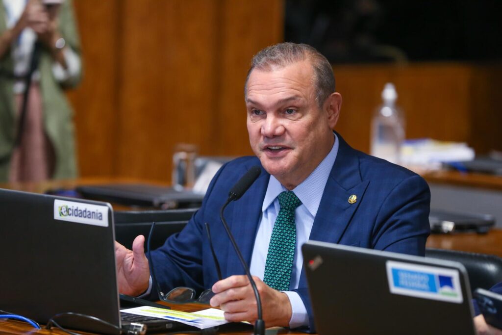 Senador Wellington Fagundes apresenta proposta de lei para coibir invasões e ocupações ilegais de propriedades rurais e urbanas