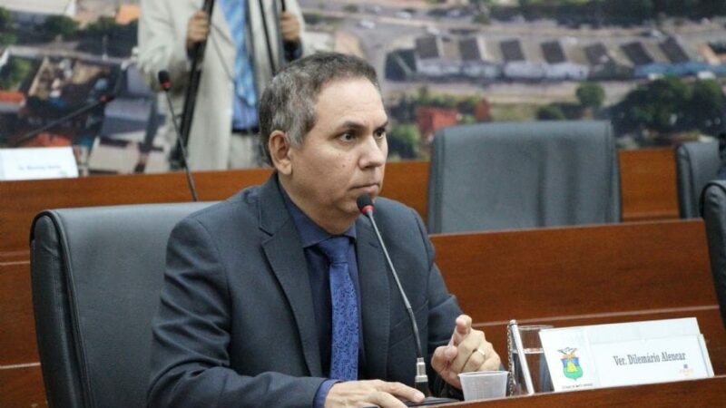 “Vai explodir em audiência quando transmitir eventual prisão”, diz vereador sobre podcast de EP