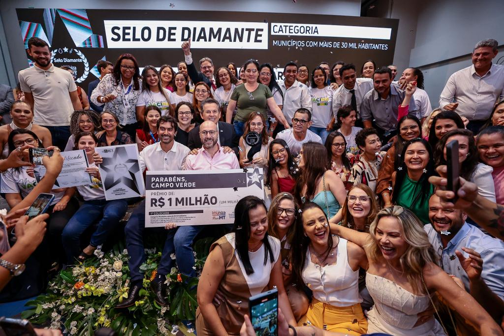 31 municípios com melhores coberturas vacinais recebem R$ 6,4 milhões em prêmios