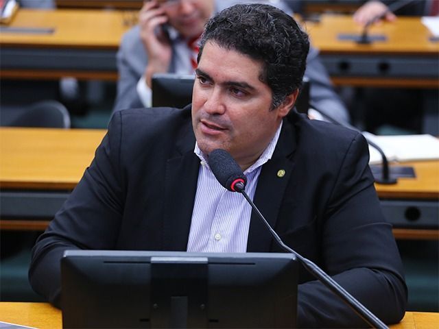 Deputado quer integrar dados bancários para evitar aposta com Bolsa Família