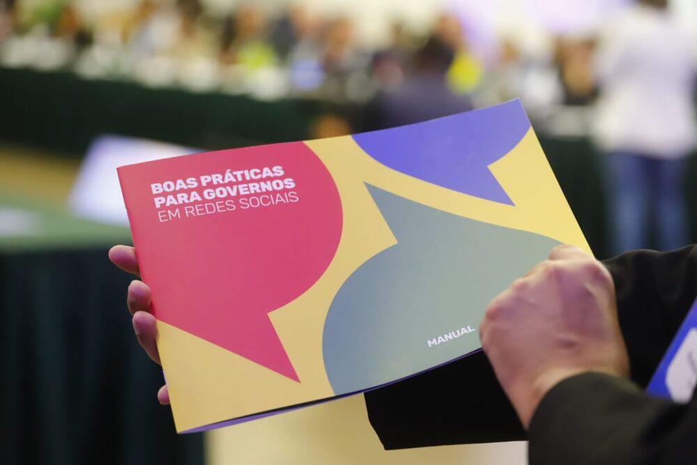 Manual de Boas Práticas para Governos em Redes Sociais é lançado no 7º Fórum Nacional de Secretarias Estaduais de Comunicação