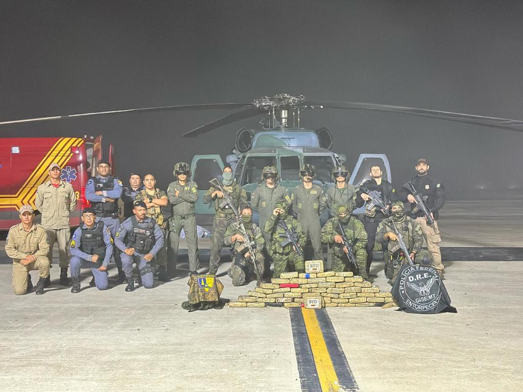 Ação integrada apreende 51 tabletes de supermaconha avaliada em aproximadamente R$ 150 mil