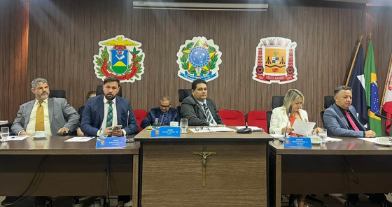 Câmara de VG quer proibir filmagens durante a sessão plenária