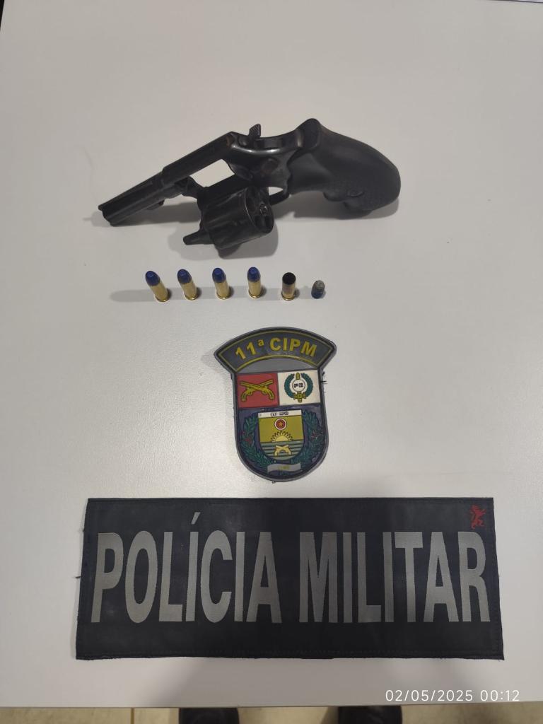 Polícia Militar prende homem que ameaçou matar esposa na frente das filhas