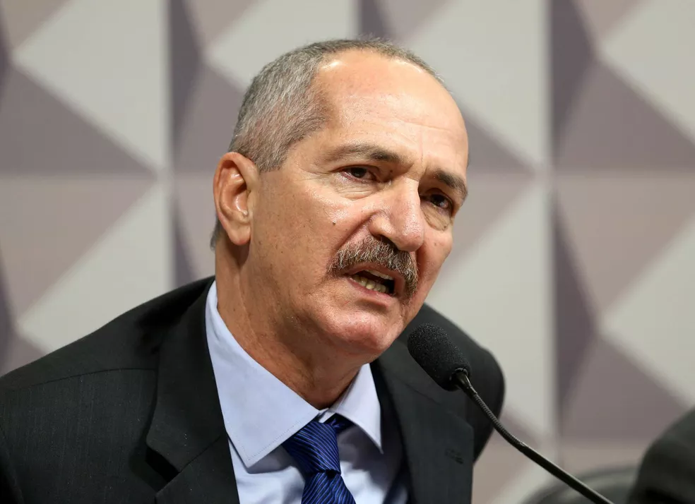 Moraes repreende Aldo Rebelo durante depoimento no STF e ameaça prisão por desacato