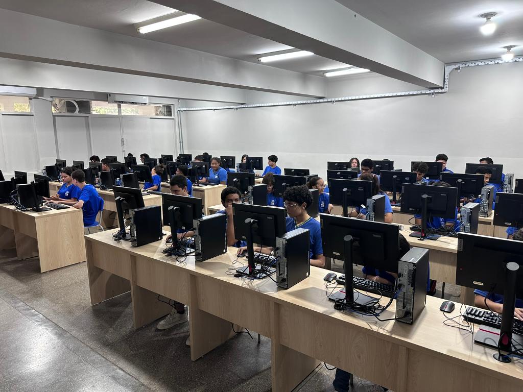 Seciteci instala laboratório de informática na Escola Técnica Estadual de Várzea Grande