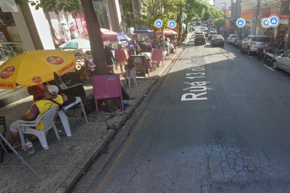 Vendedores ambulantes terão que deixar a rua 13 de junho em Cuiabá