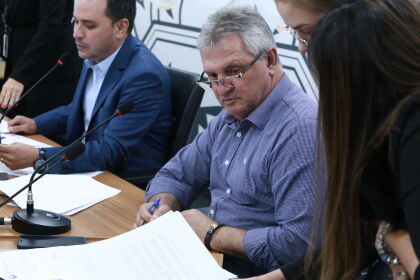 CCJR aprova parecer pela derrubada de dez vetos em reunião ordinária