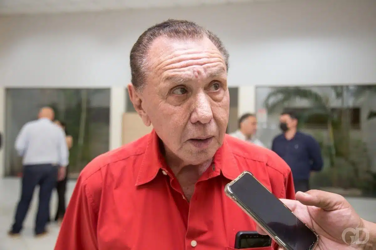 Fim de uma era Após 30 anos Carlos Bezerra deixa a presidência do MDB-MT