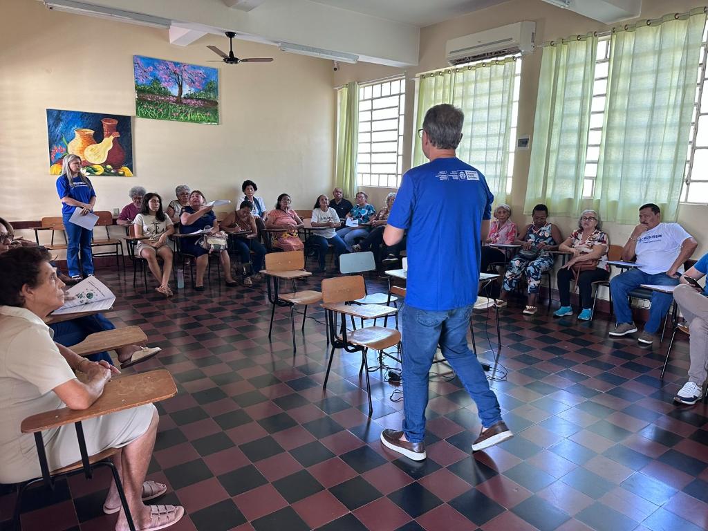 Seciteci inicia aulas de informática básica para adultos e idosos de Cuiabá