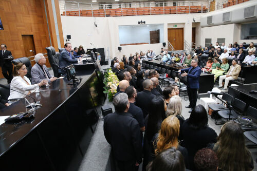 Membros da comunidade evangélica são homenageados em sessão especial