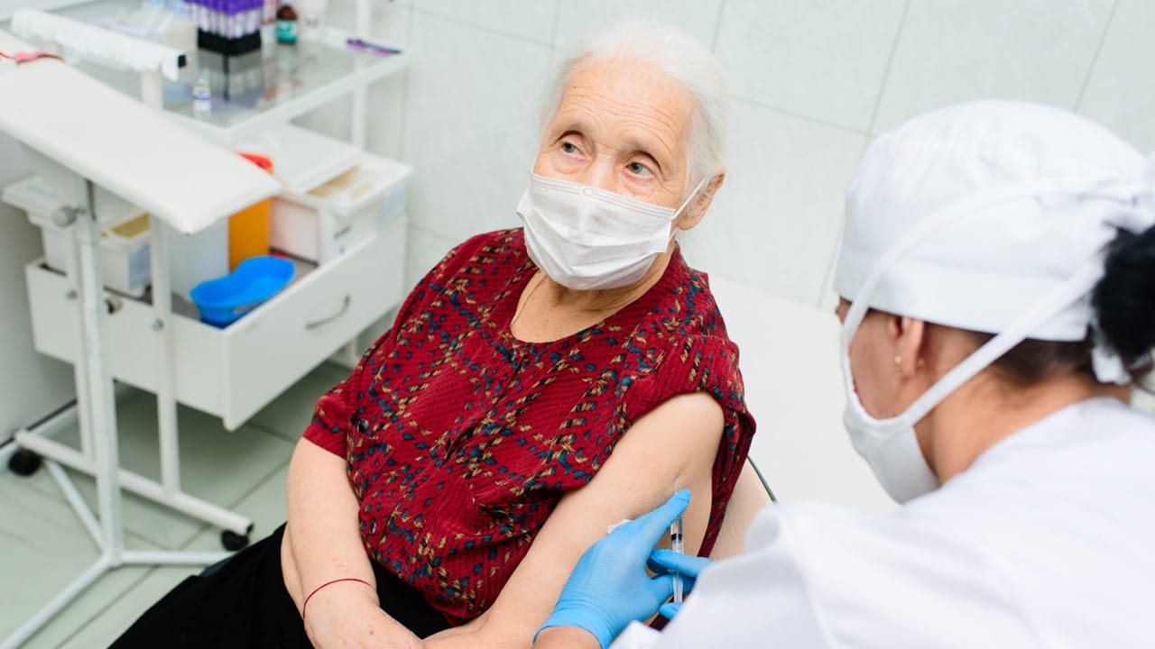 Vacinação contra a gripe é essencial no inverno, alerta Unimed Cuiabá