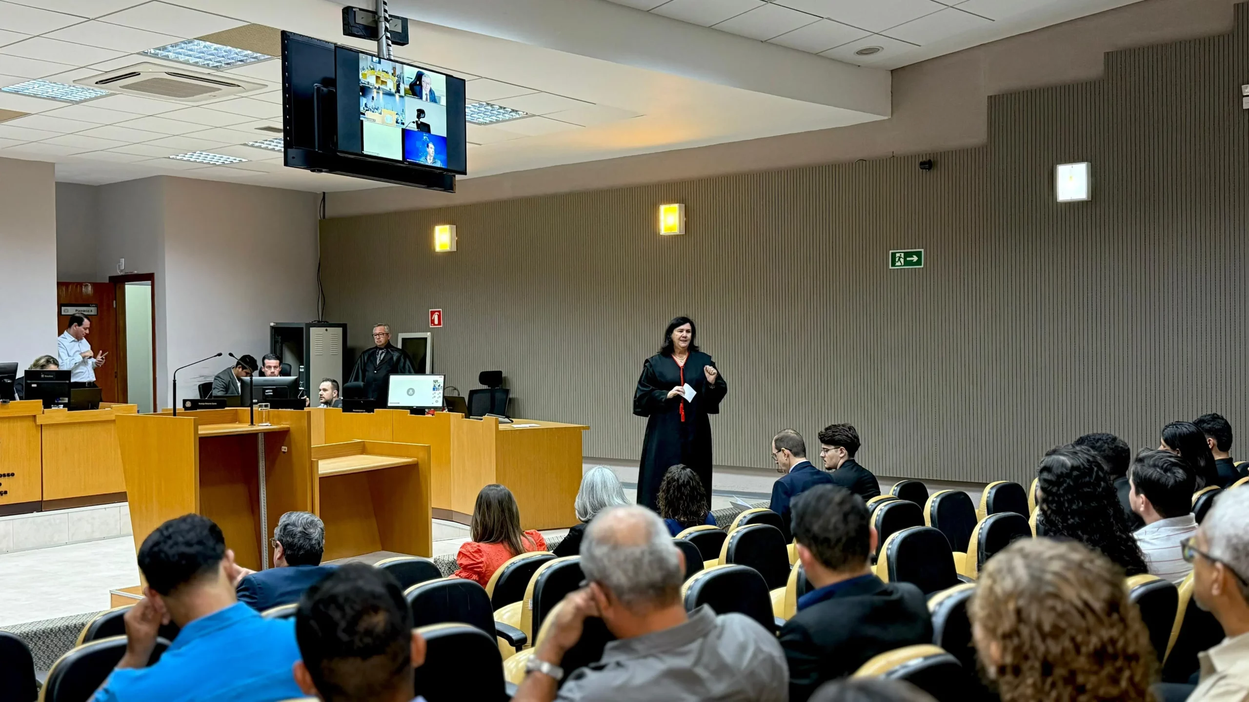 Estudantes de Direito da UNIFACC conhecem Tribunal de Justiça por meio do projeto Nosso Judiciário