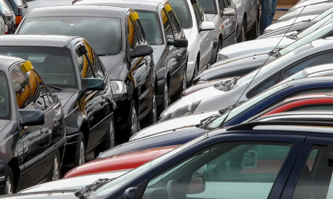 Concessionária é condenada por vender carro zero km com “múltiplos defeitos” em MT