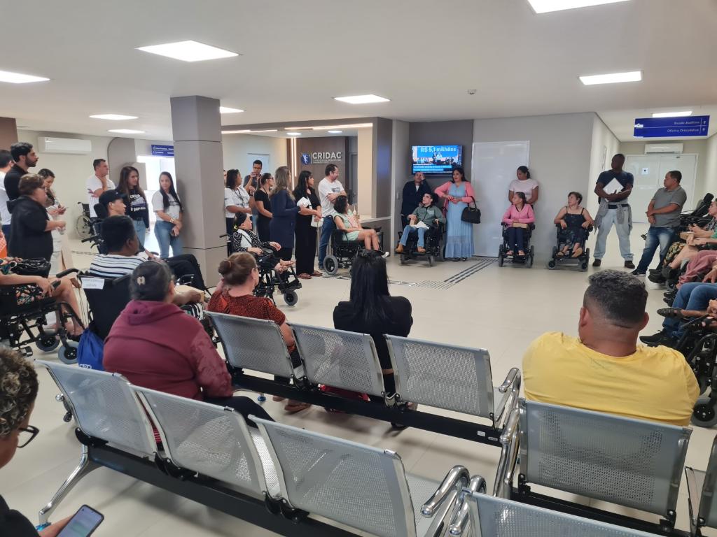 Cridac entrega 18 cadeiras de rodas motorizadas em mutirão de atendimentos