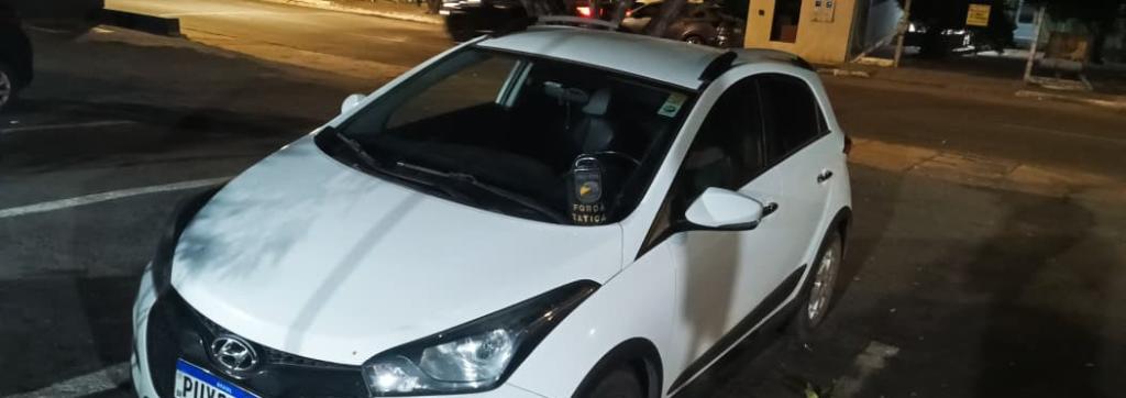 Força Tática recupera veículo roubado escondido em região de mata em Rondonópolis