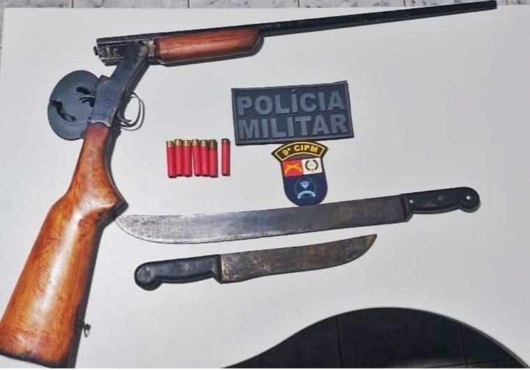 Homem é preso pela PM por porte ilegal de arma de fogo após ameaçar conhecido com uma espingarda