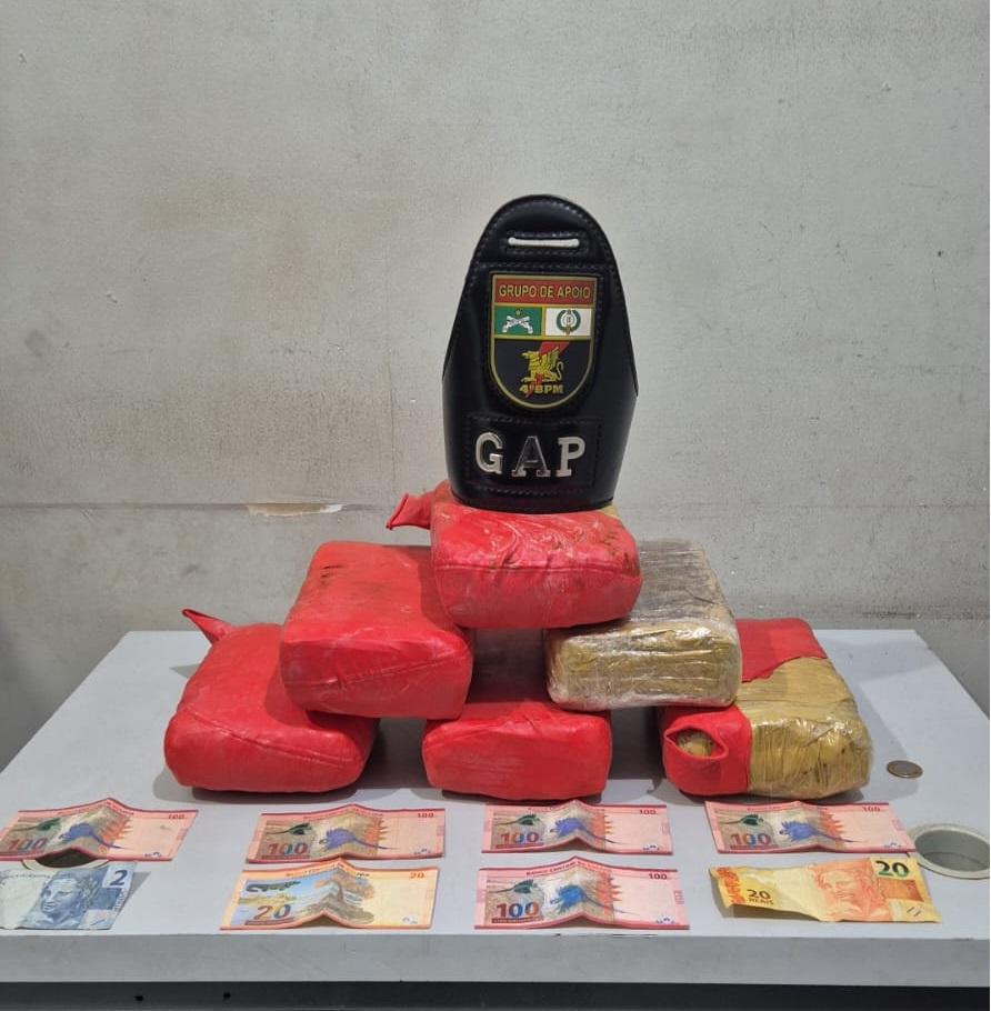 Polícia Militar prende homem por tráfico de drogas e apreende tabletes de maconha