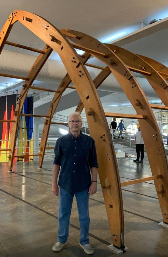 Secretário de Cuiabá apresenta projeto inspirado em casas indígenas na Bienal Internacional de Arquitetura