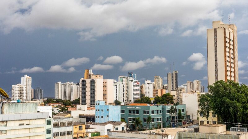 Defesa Civil de Cuiabá alerta para tempestades para segunda-feira