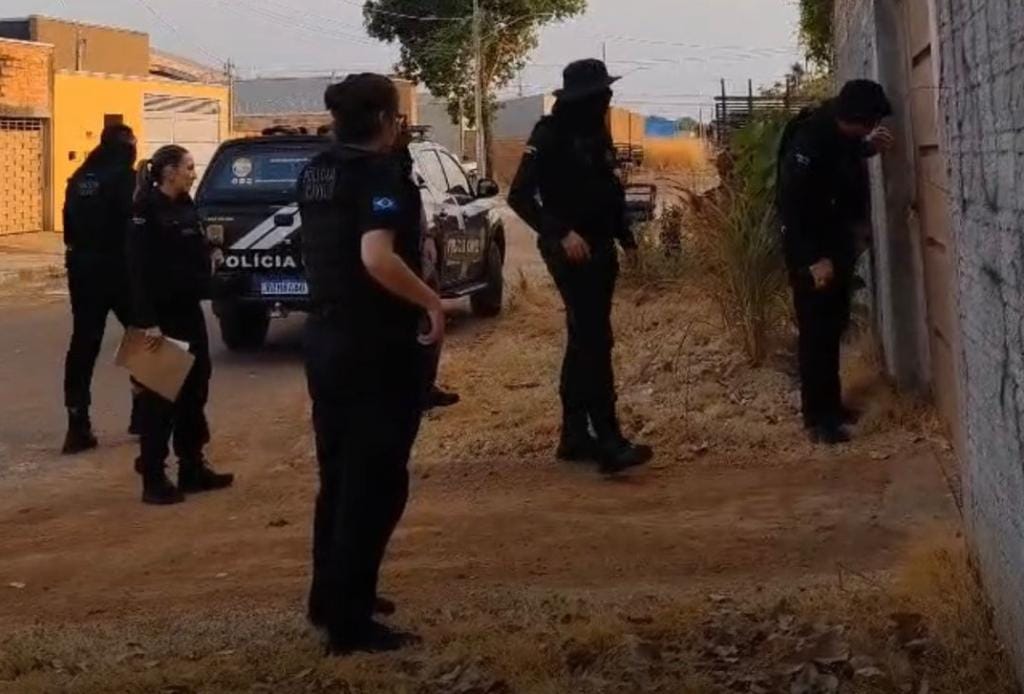 Empresários são alvos da PC por infiltrar caminhões em fazendas para furtar soja e insumos agrícolas