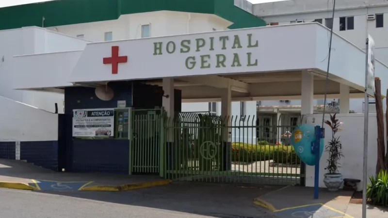 Mulher de 24 anos é investigada por morte de feto encontrado em saco de lixo na capital