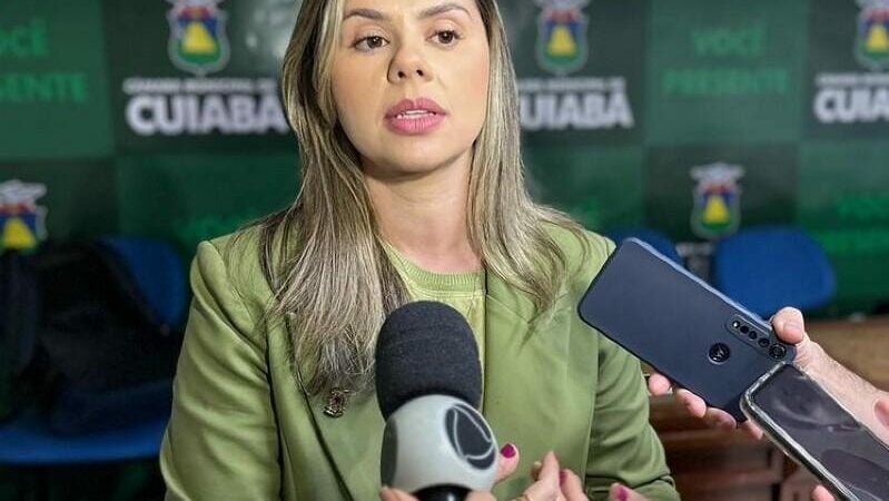 Vereadora descarta mal-estar entre o marido e prefeito após fusão de secretarias na capital