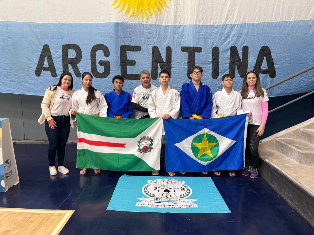 Judocas de escola estadual de Tangará da Serra conquistam medalhas em torneio internacional
