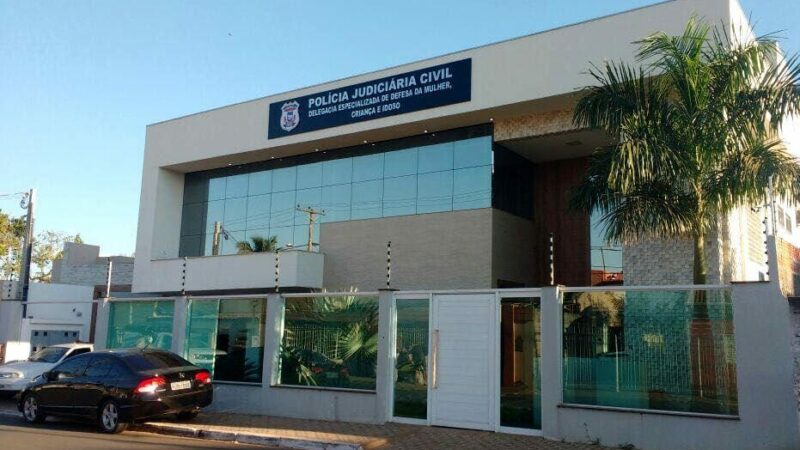 Polícia Civil prende avô acusado de estuprar neta de 11 anos em Várzea Grande