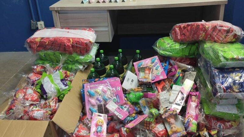 Polícia Militar conduz cinco faccionados e apreende brinquedos que seriam distribuídos por facção